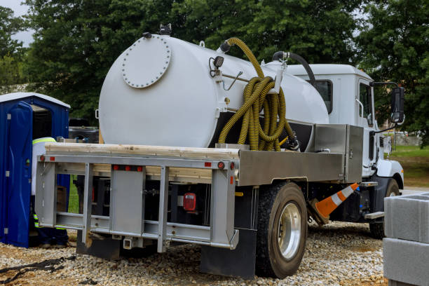 Best Portable toilet rental cost  in Morrisville, VT